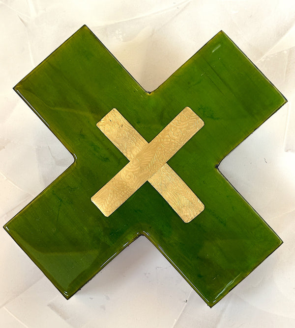 Kiss of Gold - mini (green and brass)